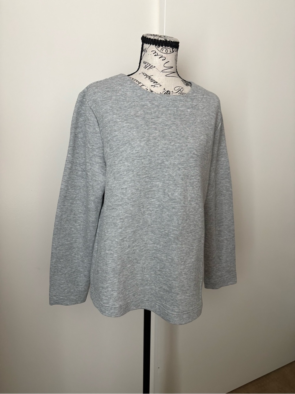 croft & barrow Light Gray Crewneck Sweater